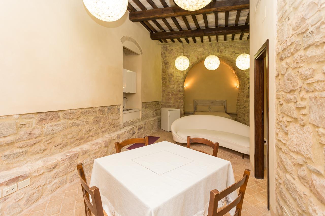 Apartments By La Zuppa Inglese Assisi Luaran gambar